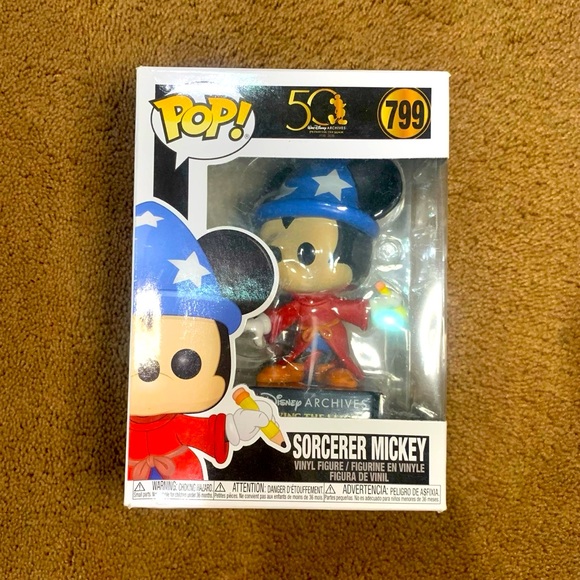 Sorcerer Mickey Funko Pop - Picture 1 of 6